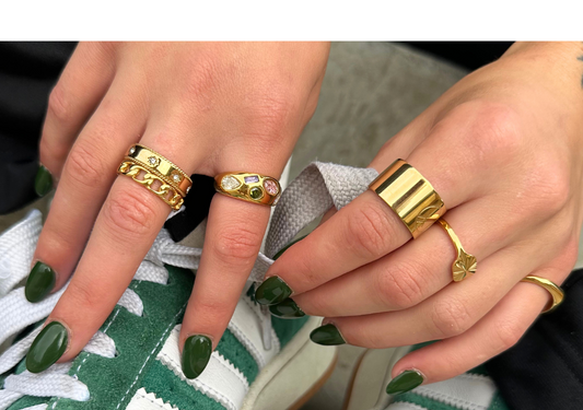 Stack It Your Way: The Art of Effortless Layering
