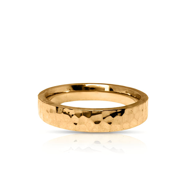 medley-ring-sculptural-gold-band-product-shot-ever-jewellery