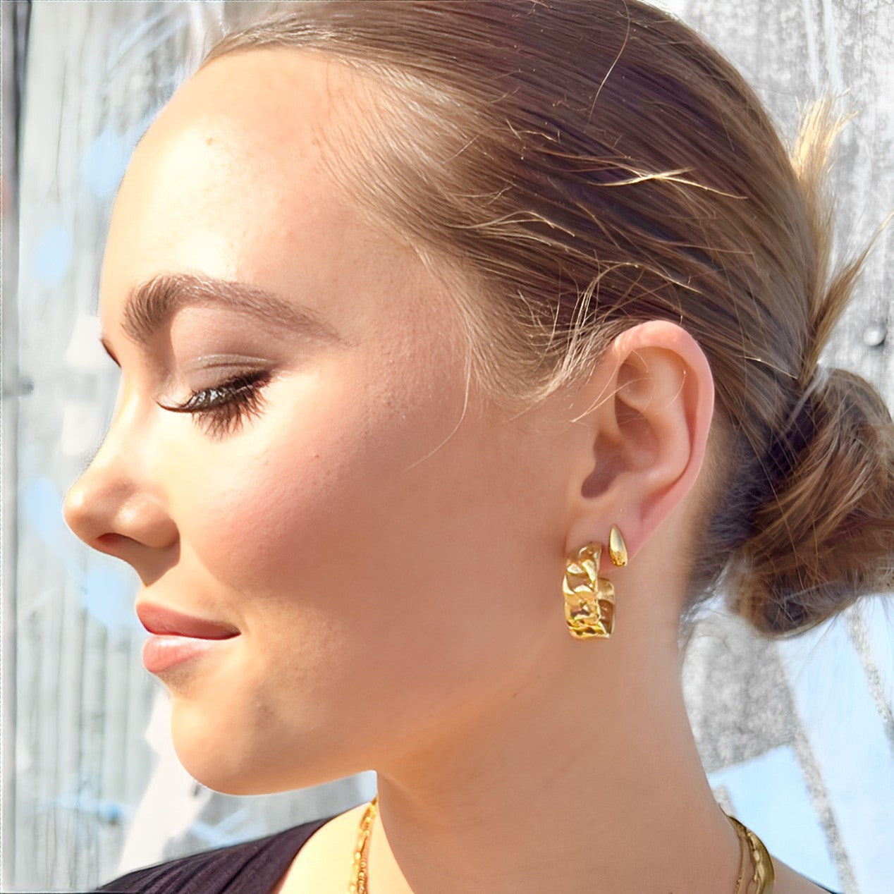 Swift Gold Stud Earrings - Ever Jewellery