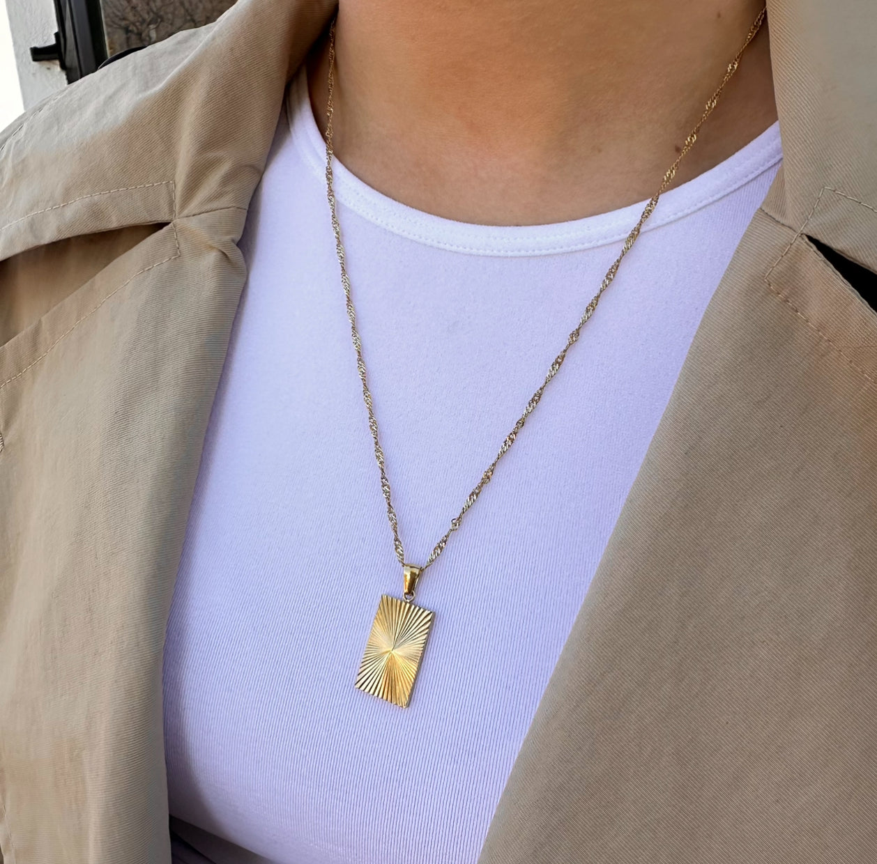 Motion Pendant Necklace - Ever Jewellery
