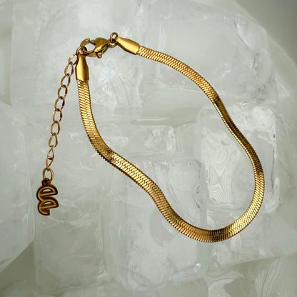 Sidewalk Gold Bracelet