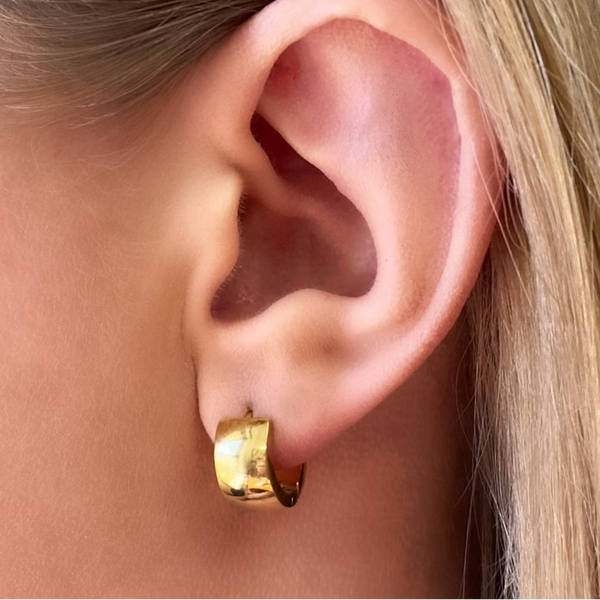 Inbound Hoop Earrings on ear - waterproof anti-tarnish thick gold hoop earrings - EVER Jewellery