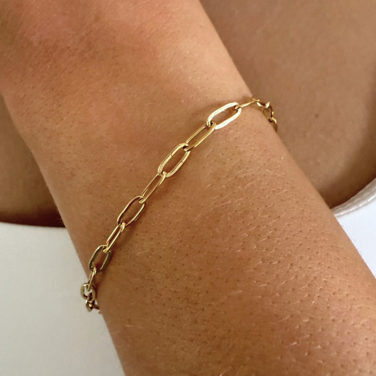 laneway-chain-bracelet-gold-paperclip-worn-on-wrist-ever-jewellery
