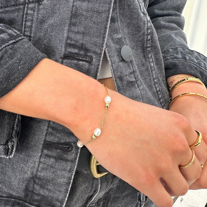 Off Court Pearl Bracelet - Ever Jewellery 