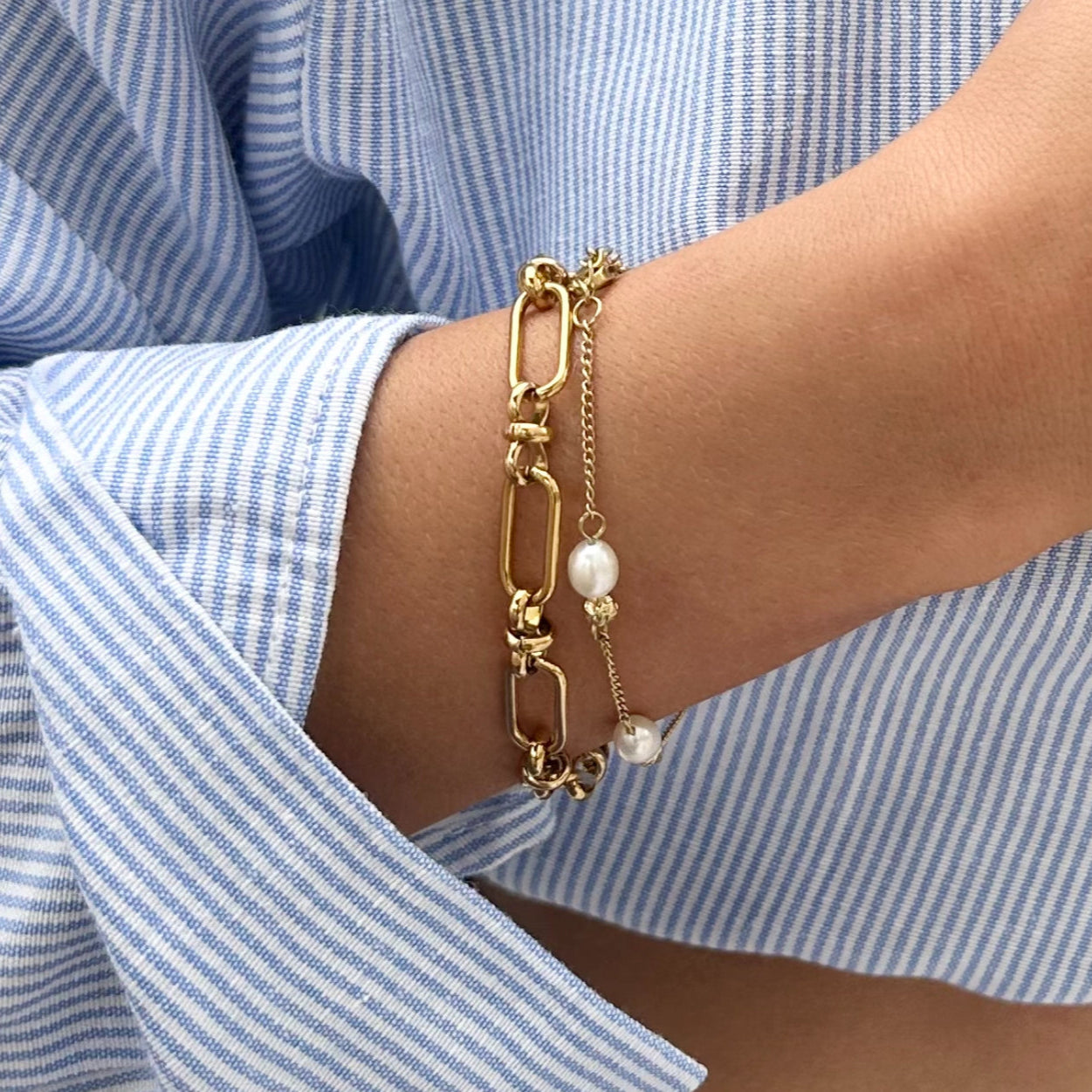 Off Court Pearl + Signal Chain Bracelet Bundle - Ever Jewellery 